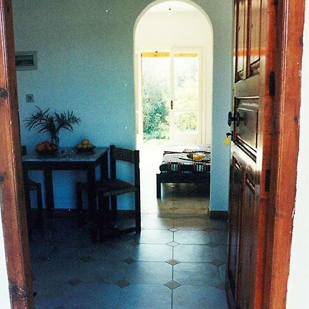 Apartament Studio Savvas Melíkia Zewnętrze zdjęcie