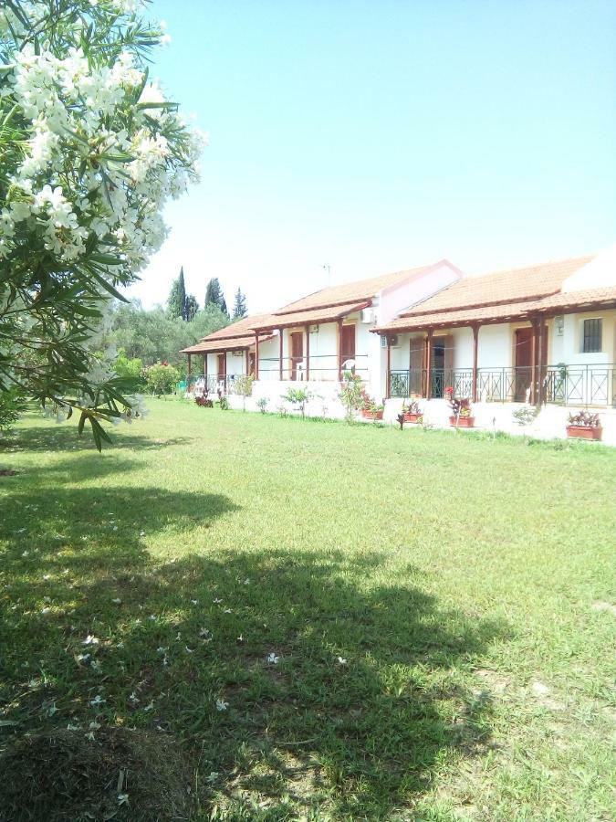 Apartament Studio Savvas Melíkia Zewnętrze zdjęcie